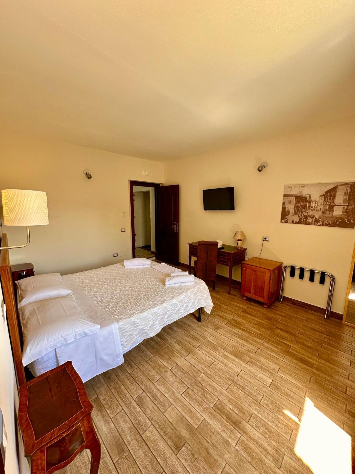 Hotel Lorylu Tropea Exteriér fotografie